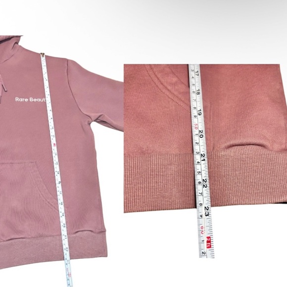 Rare Beauty - "Comfy" Outfit - Picture 9 of 16